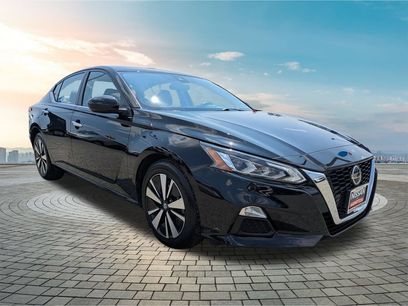 Used 2021 Nissan Altima 2.5 SV
