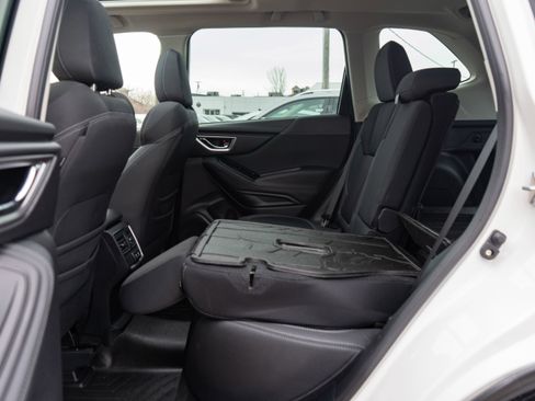 Used 2023 Subaru Forester Premium image 15