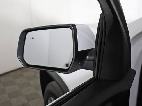 Used 2023 GMC Acadia SLE w/ Driver Convenience Package image 35