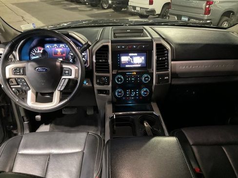 Used 2021 Ford F250 Lariat image 4