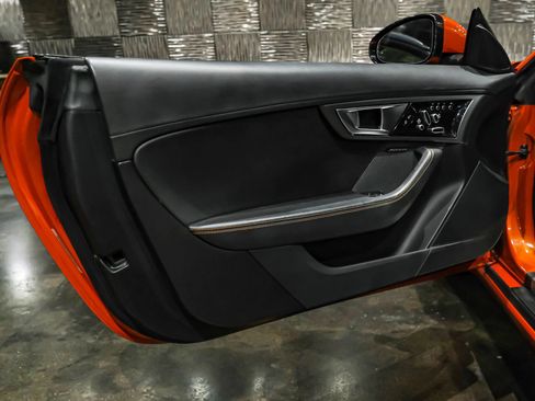Used 2014 Jaguar F-TYPE S RWD image 35