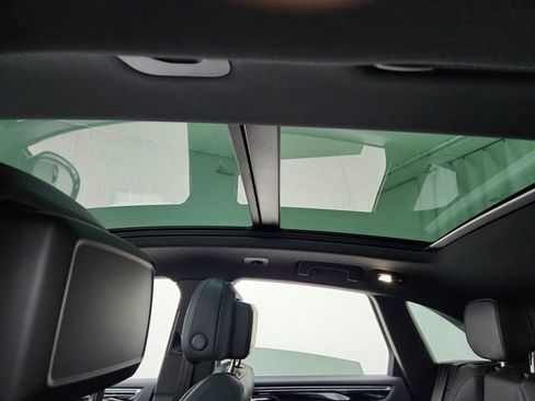 Used 2022 Porsche Macan image 18