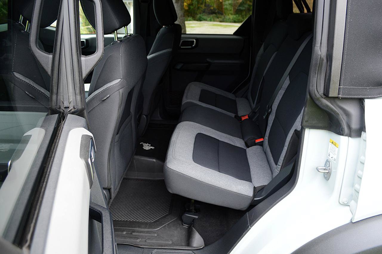 Used 2022 Ford Bronco Big Bend AWD/4WD image 14