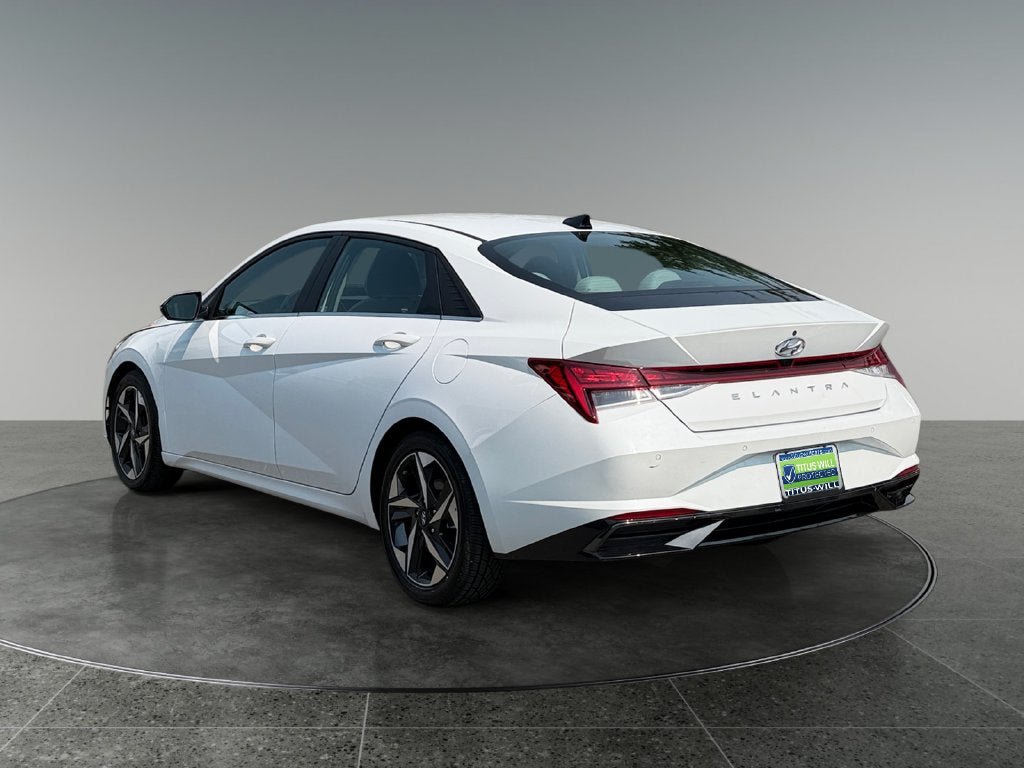 Used 2021 Hyundai Elantra Limited FWD image 8