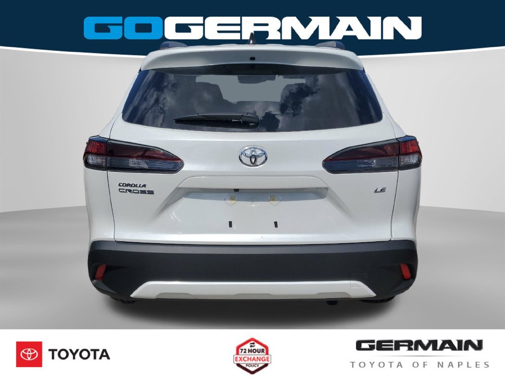 New 2026 Toyota Corolla Cross LE FWD image 8