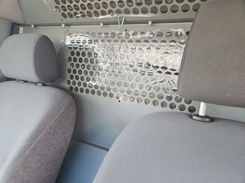Used 2015 Nissan NV200 SV w/ Exterior Appearance Package FWD image 17