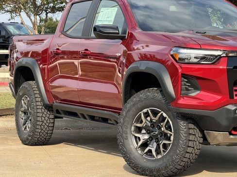 New 2026 Chevrolet Colorado ZR2 w/ Technology Package image 3