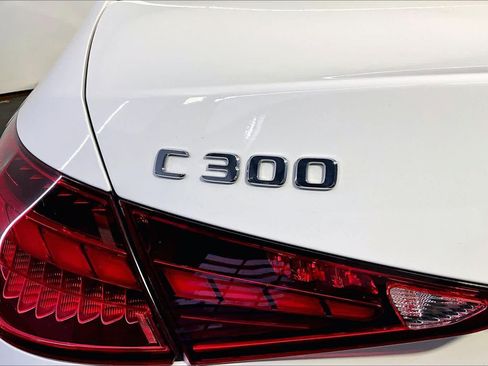 Used 2023 Mercedes-Benz C 300 4MATIC Sedan image 33