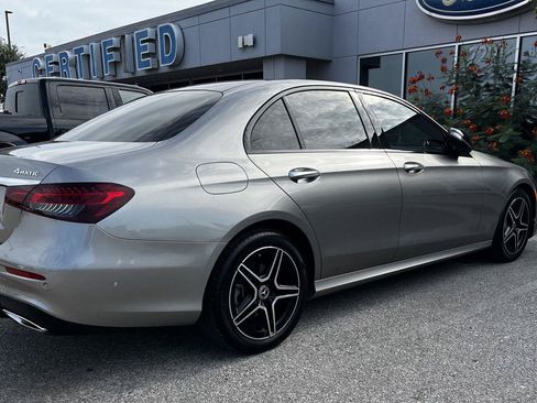 Used 2022 Mercedes-Benz E 350 4MATIC Sedan image 3