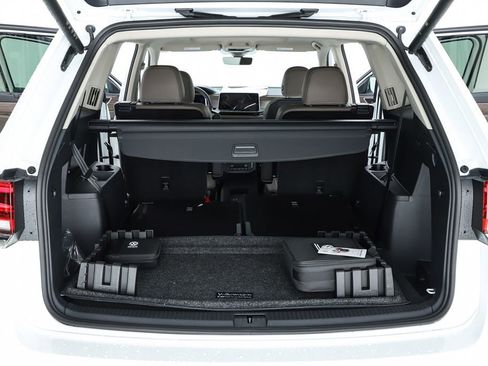 New 2026 Volkswagen Atlas SEL image 29