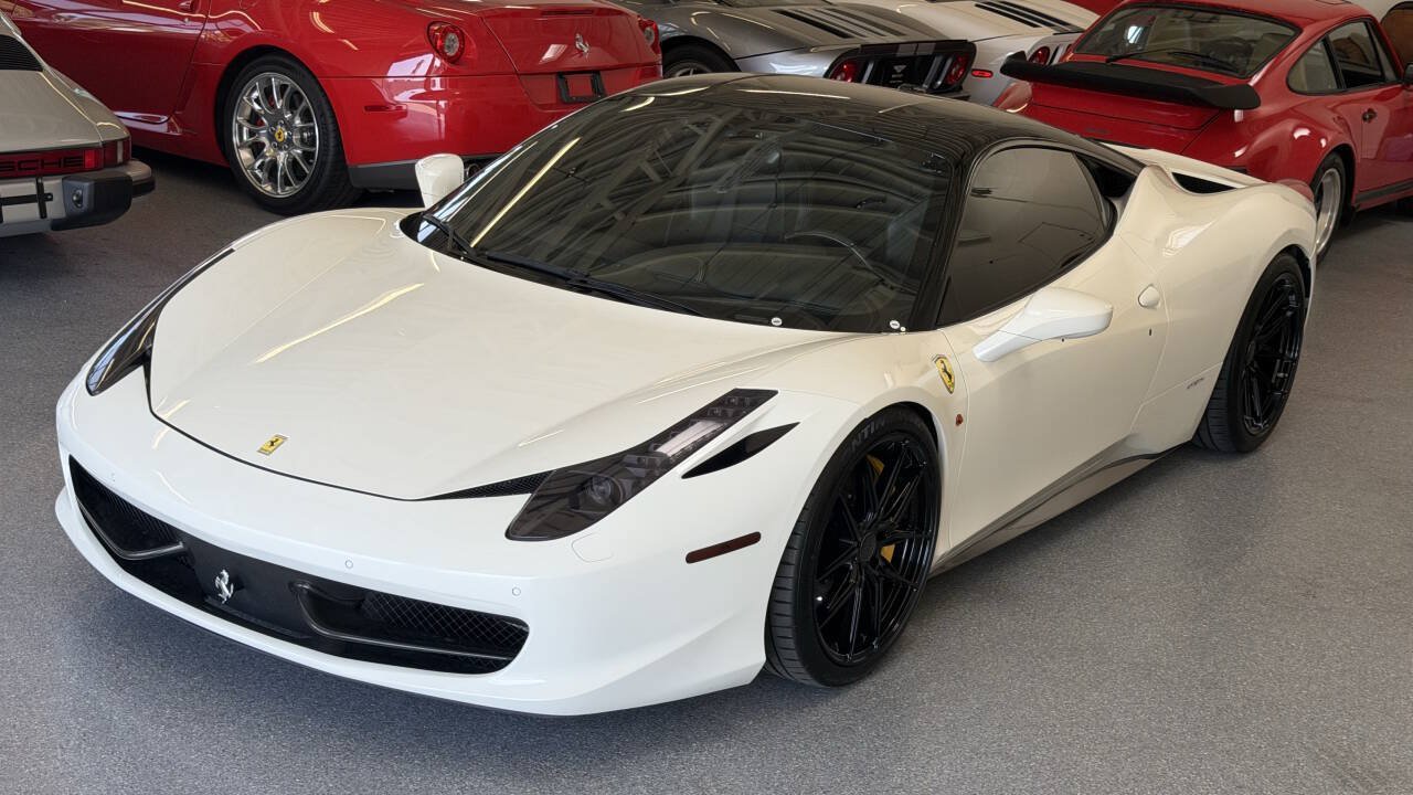 Used 2012 Ferrari 458 Italia Coupe RWD image 7