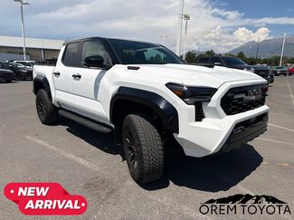 Used 2024 Toyota Tacoma TRD Pro AWD/4WD video 1
