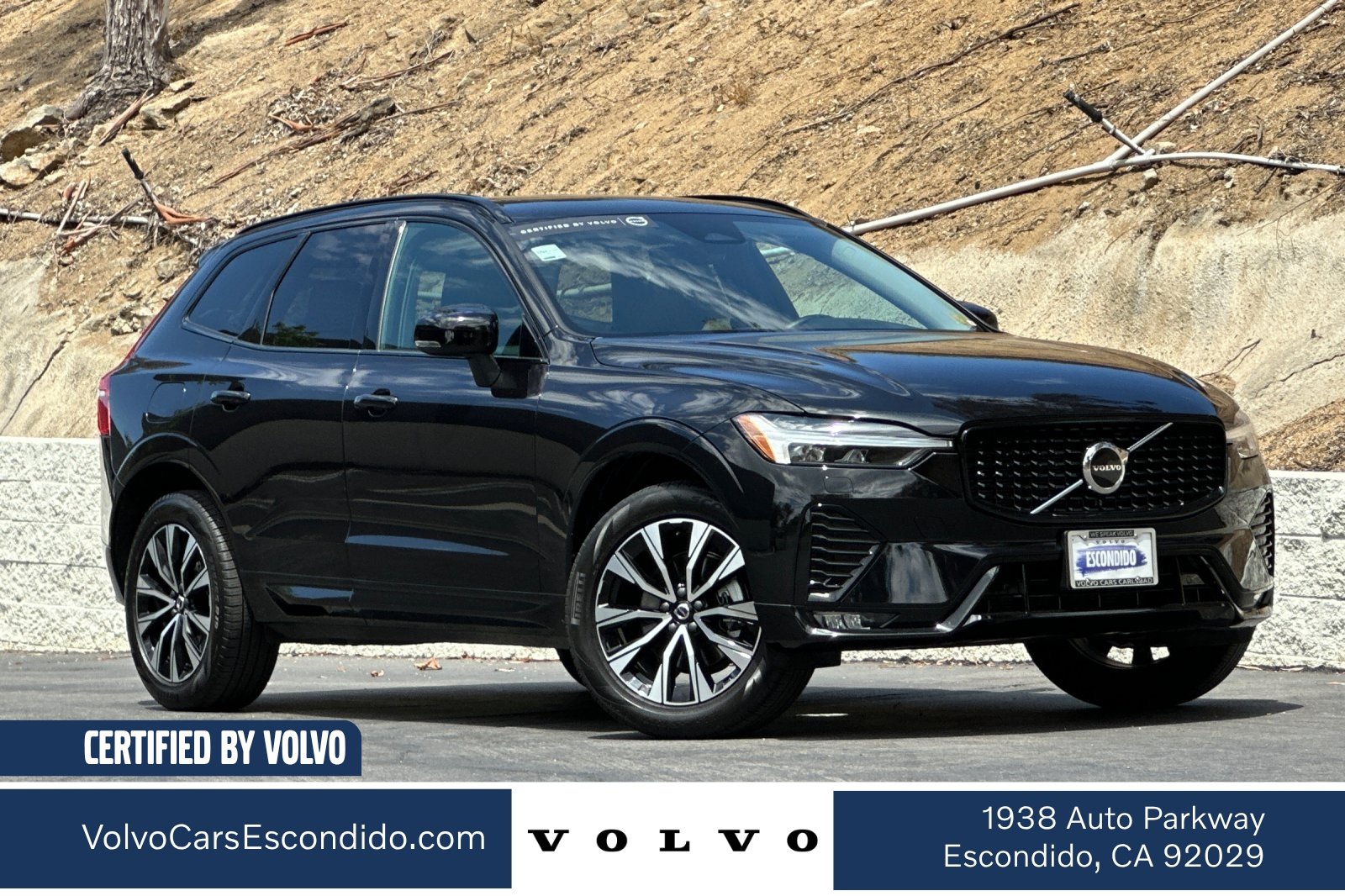 Certified 2025 Volvo XC60 B5 Core AWD/4WD image 1