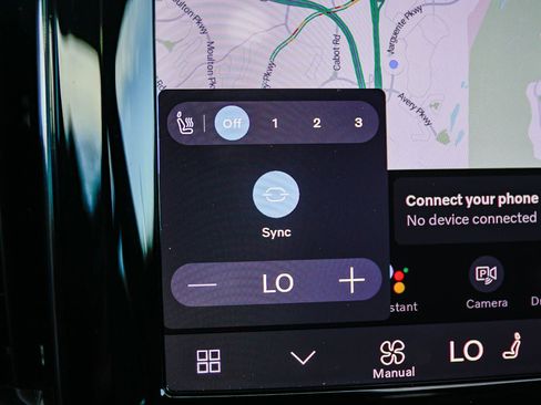 Used 2025 Volvo XC60 B5 Core image 28