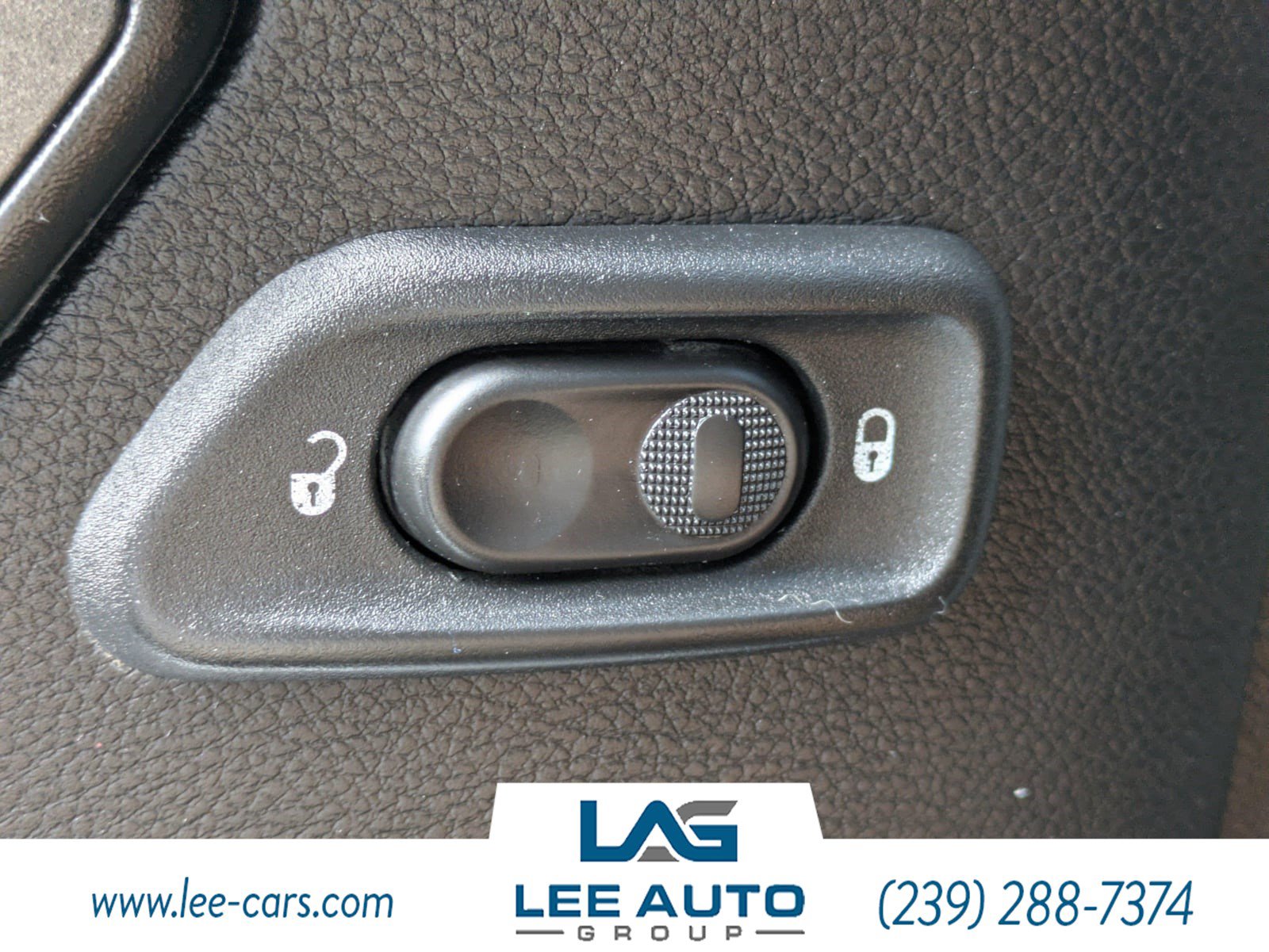 Used 2016 Jeep Wrangler Sport AWD/4WD image 19