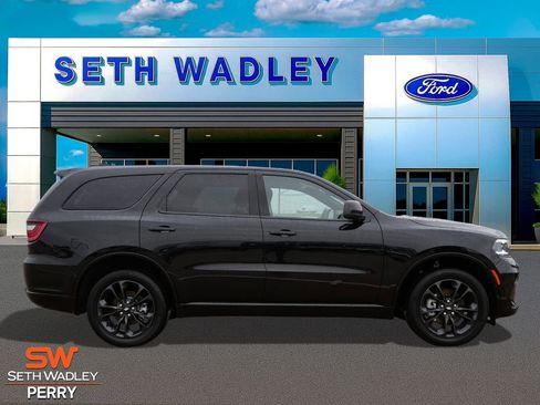 Used 2025 Dodge Durango GT image 2