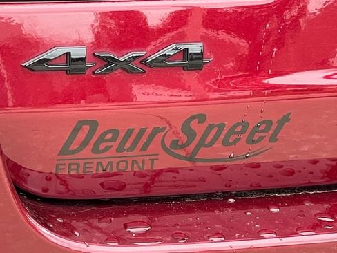 Used 2023 Jeep Grand Cherokee Altitude image 2