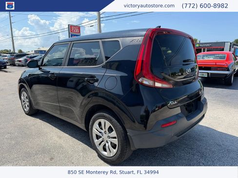 Used 2020 Kia Soul LX FWD image 7