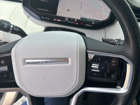 Used 2024 Land Rover Range Rover Sport SE AWD/4WD image 9