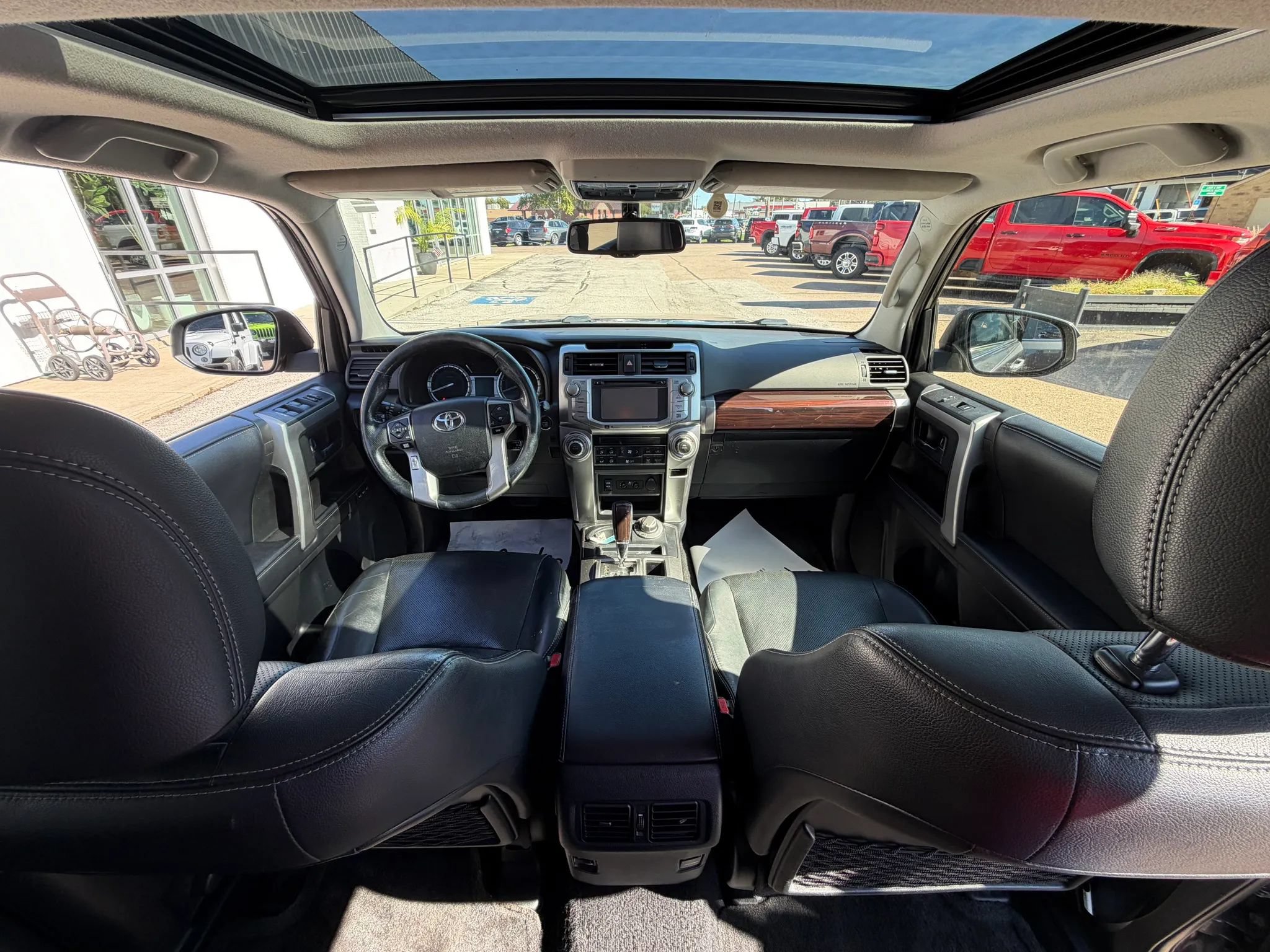 Used 2018 Toyota 4Runner Limited AWD/4WD image 9