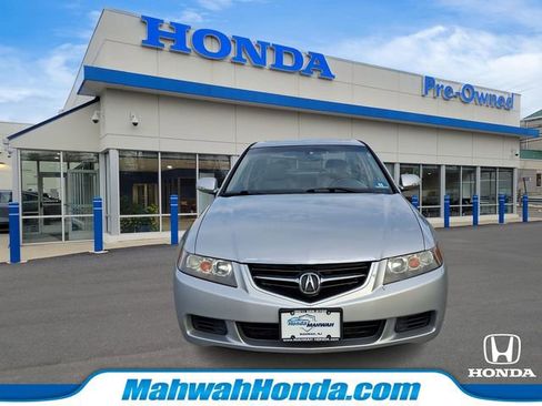 Used 2005 Acura TSX FWD image 2