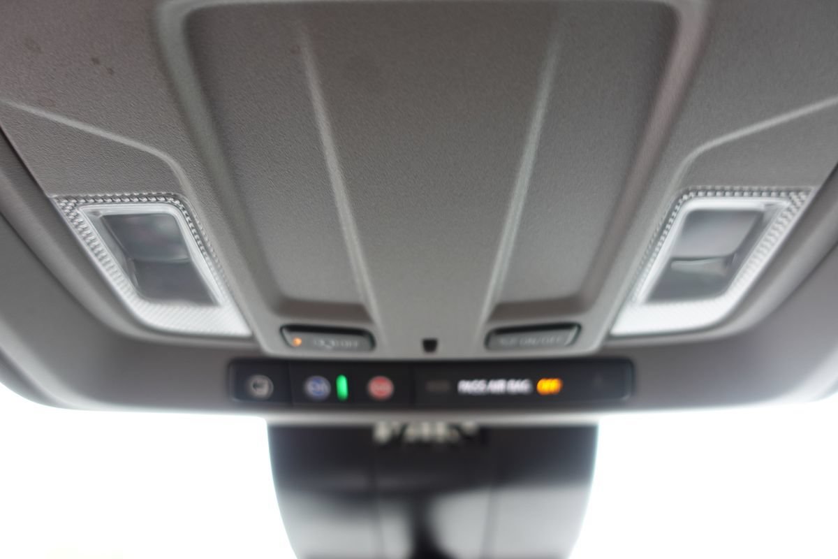 Used 2023 Chevrolet Silverado 1500 LT AWD/4WD image 51