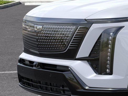 New 2026 Cadillac Vistiq Sport w/ LPO, Floor Liner Package AWD/4WD image 14