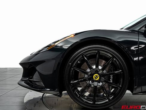 New 2025 Lotus Emira image 12