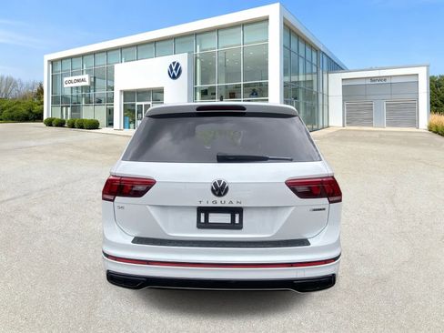 Certified 2023 Volkswagen Tiguan SE R-Line AWD/4WD image 4