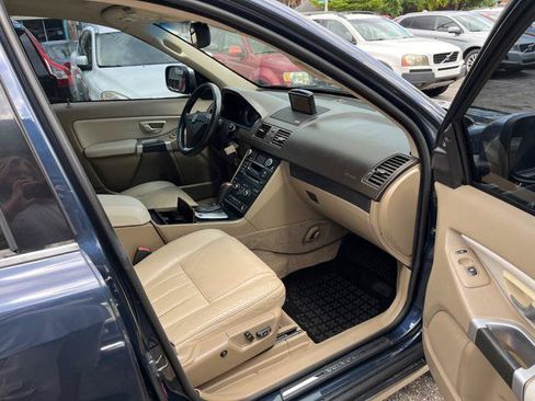 Used 2013 Volvo XC90 3.2 FWD image 16