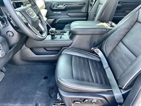 New 2026 GMC Sierra 1500 AT4X AWD/4WD image 24