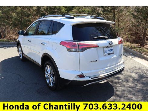 Used 2018 Toyota RAV4 Limited image 5