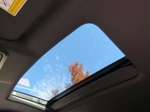 Used 2023 Honda Passport Elite image 9