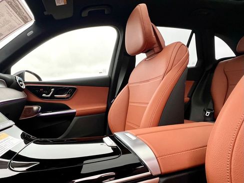 Certified 2026 Mercedes-Benz GLC 300 4MATIC image 18