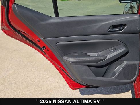 New 2025 Nissan Altima 2.5 SV image 18