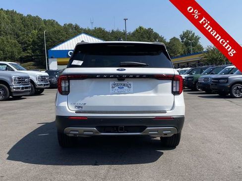 New 2025 Ford Explorer Active w/ Active Comfort Package image 4