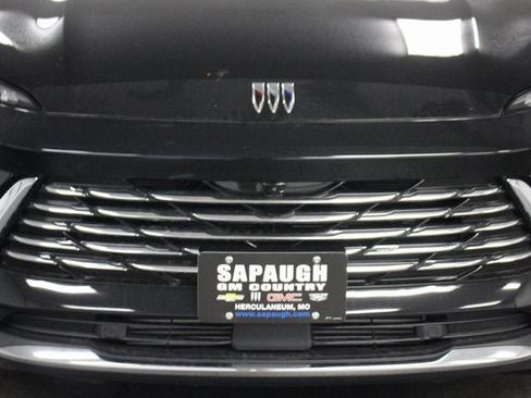 New 2025 Buick Envision Preferred image 9