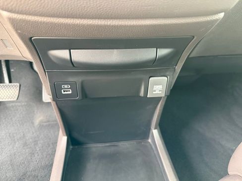 Used 2023 Honda Odyssey EX-L image 19