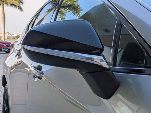 Used 2022 Lexus NX 350 F Sport image 12