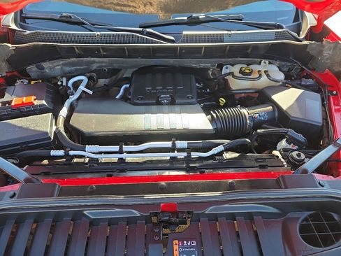Used 2022 Chevrolet Silverado 1500 Custom w/ LPO, Dark Essentials Package AWD/4WD image 14