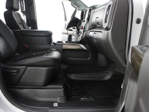 Used 2021 Chevrolet Silverado 1500 RST w/ Texas Edition Plus AWD/4WD image 19