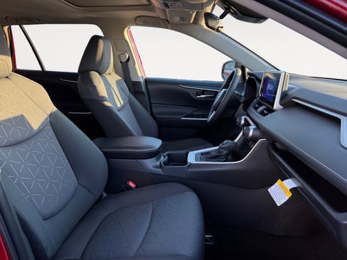New 2025 Toyota RAV4 XLE image 17