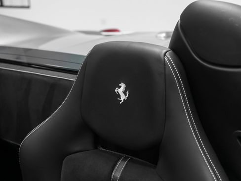 Certified 2014 Ferrari 458 Spider image 63