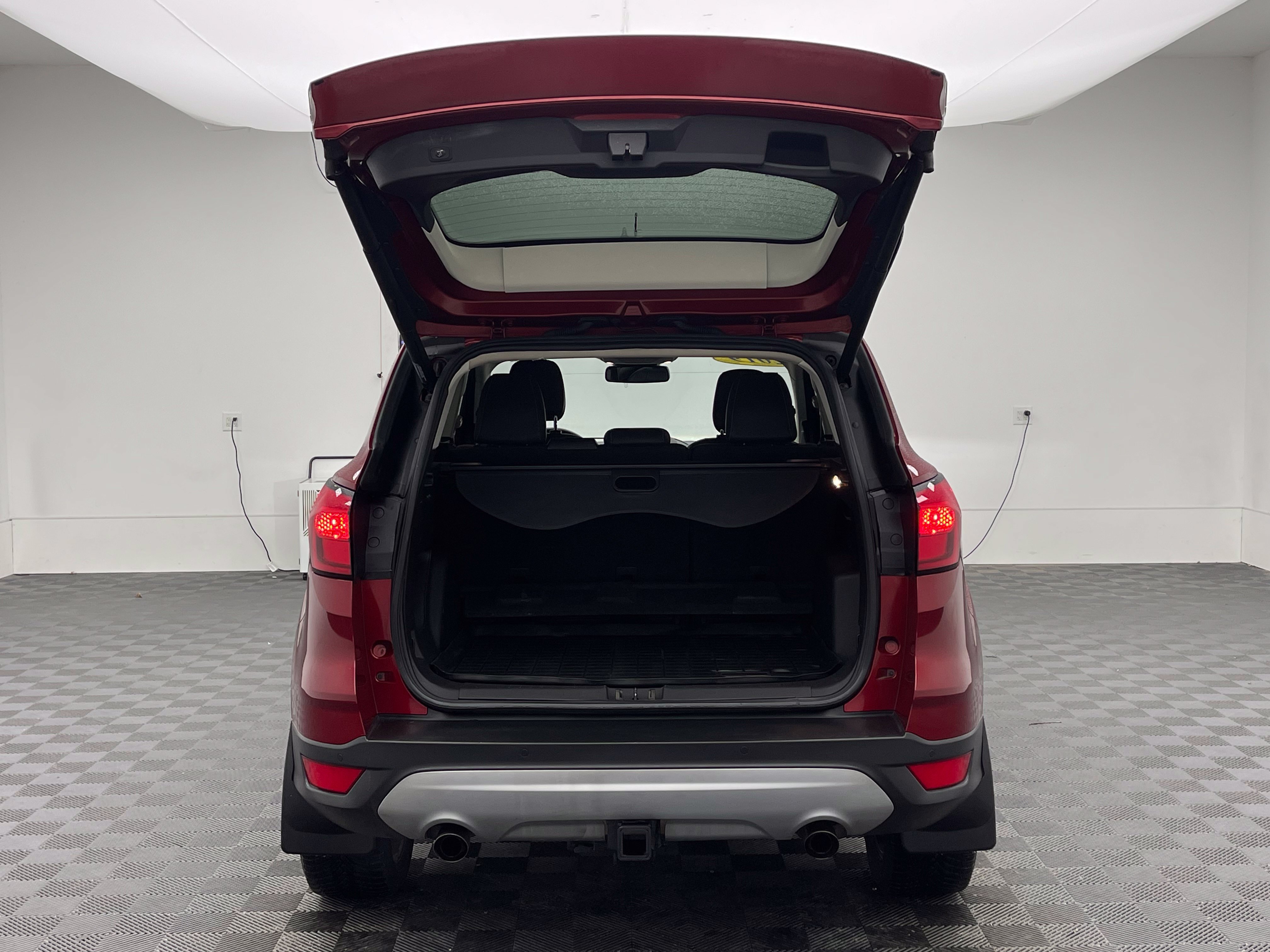 Used 2019 Ford Escape SEL AWD/4WD image 10