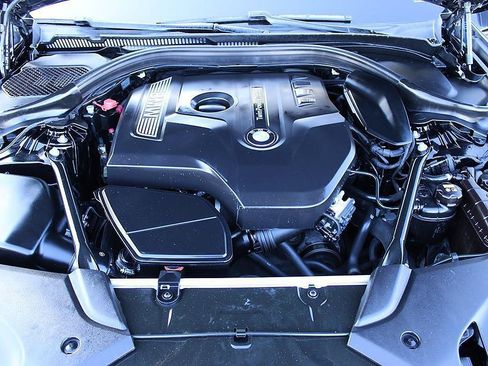 Used 2018 BMW 530i RWD image 22