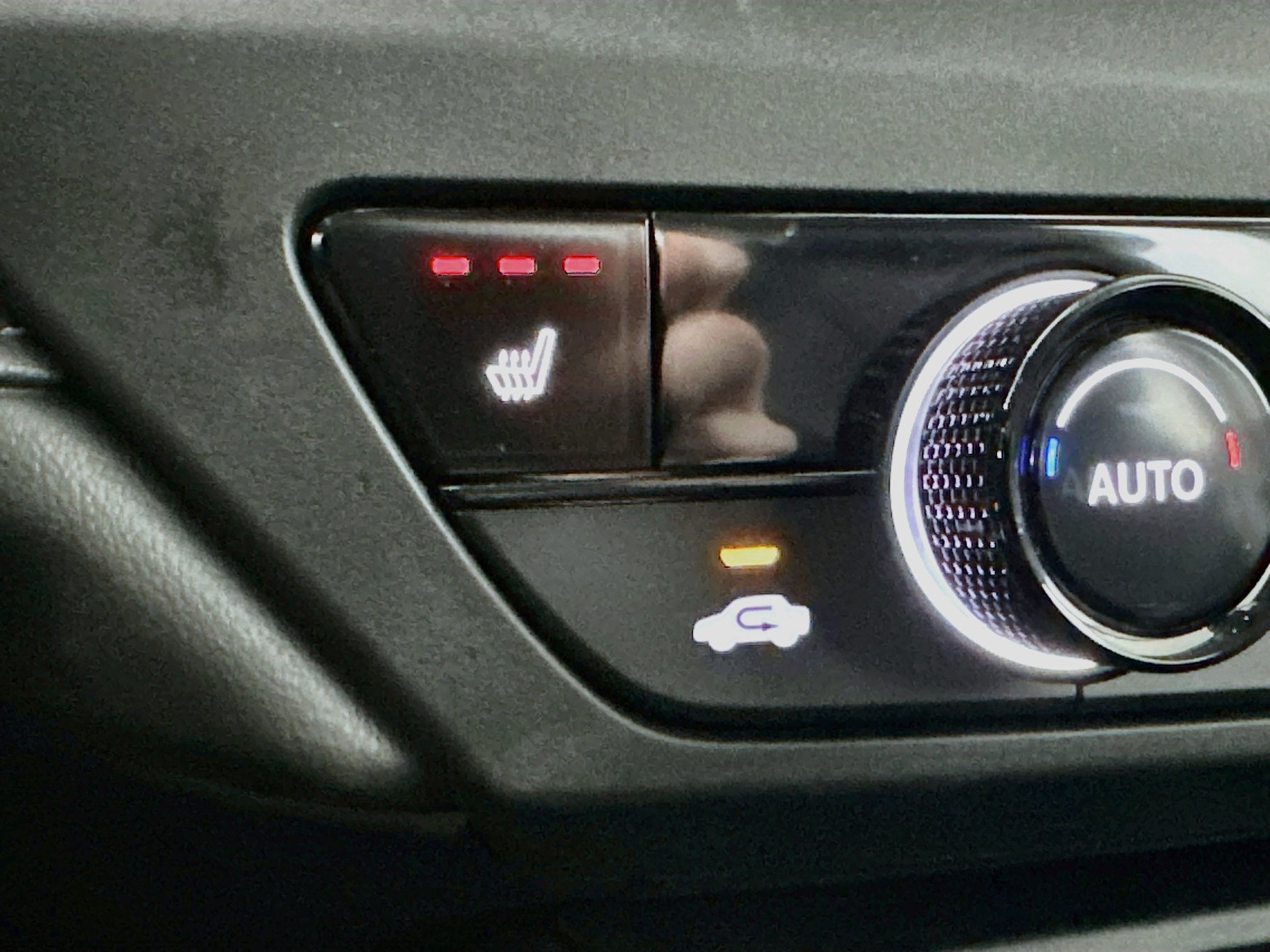 Used 2025 Honda Accord SE image 19