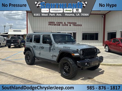 Used 2024 Jeep Wrangler Unlimited Sport AWD/4WD image 1