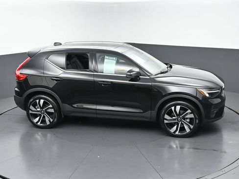Used 2023 Volvo XC40 B5 Ultimate w/ Climate Package AWD/4WD image 41