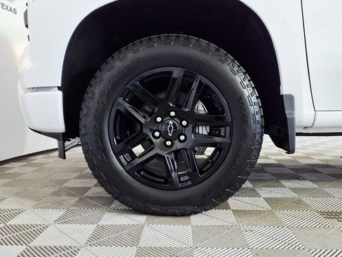 New 2026 Chevrolet Silverado 1500 Custom image 8