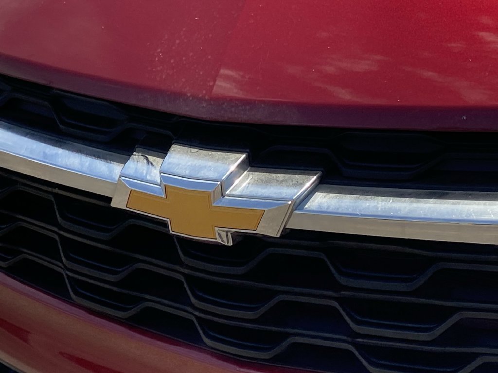 Used 2024 Chevrolet Trax LS w/ LS Convenience Package FWD image 25